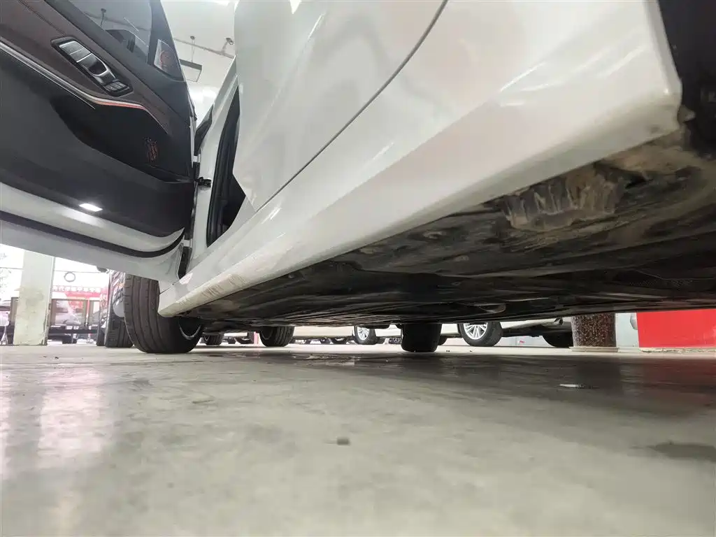 Фото машины 24