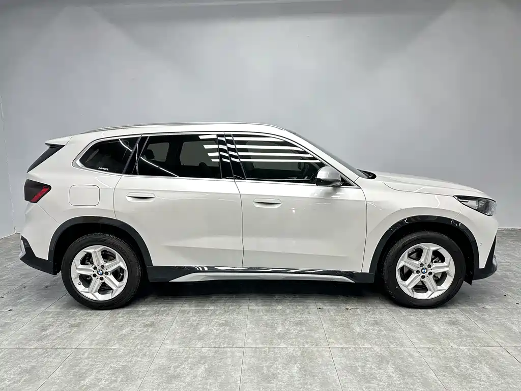 BMW X1 2023 sDrive20Li X design set