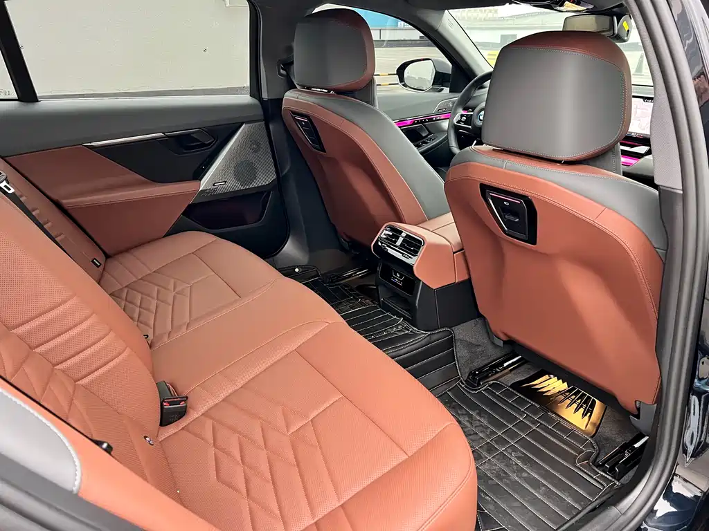 Фото машины 6