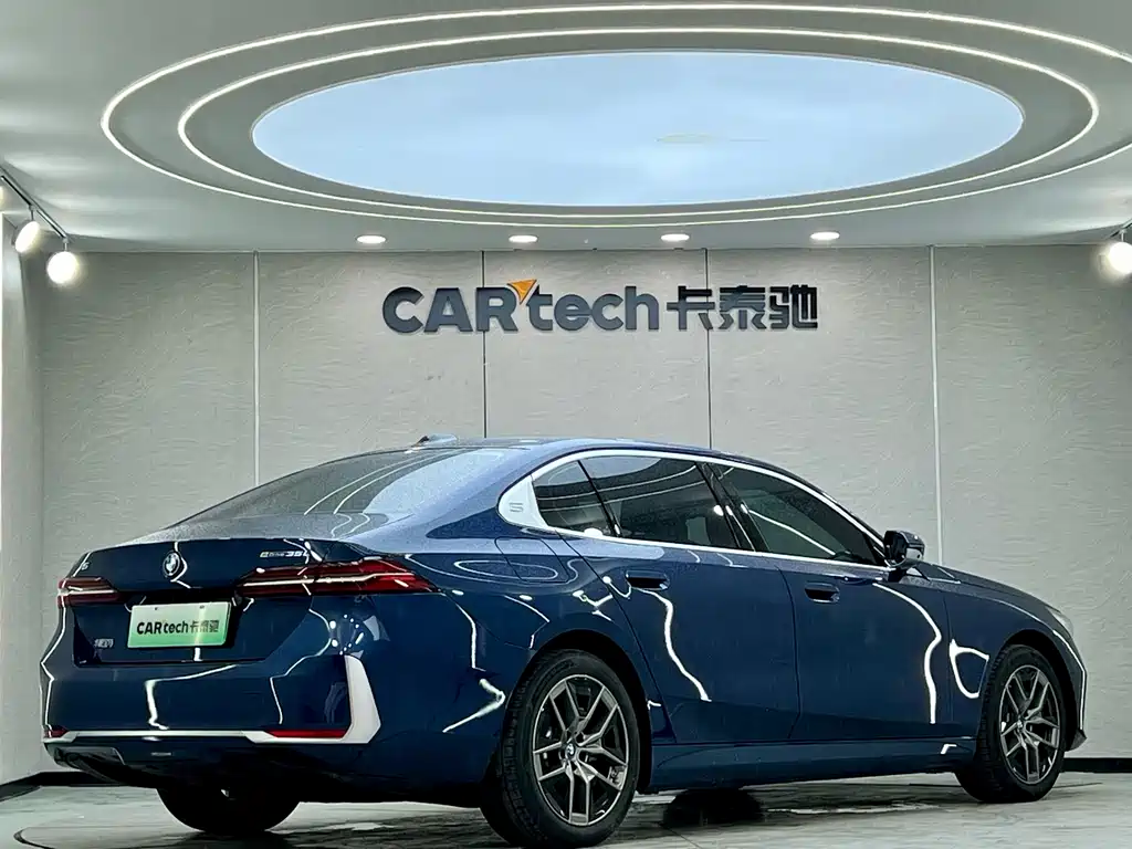 Фото машины 24