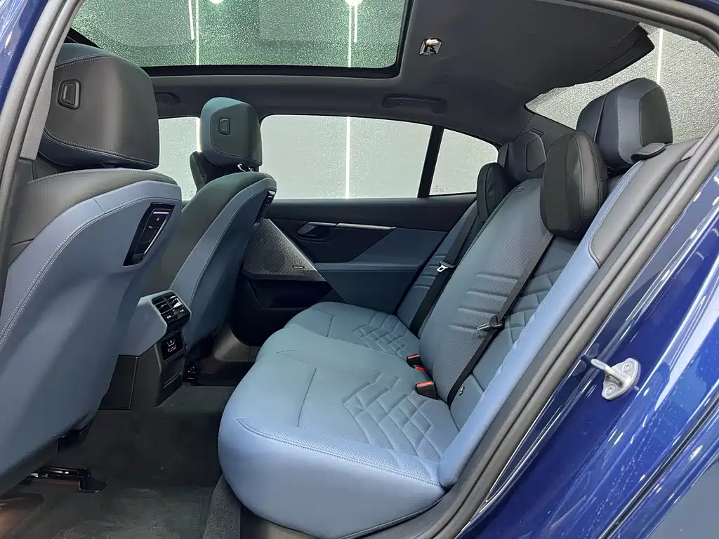 Фото машины 18