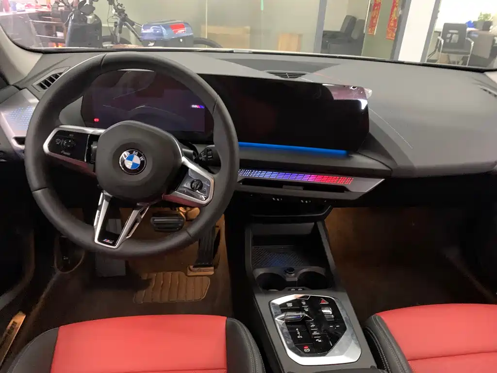 BMW 2 Series 2025 225L M Sports Yao Ye Suit