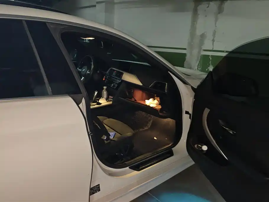 BMW 4 series 2019 425i M sports suit