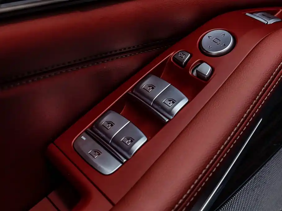 BMW X5 2022 xDrive 40Li Exclusive M Sports Suit