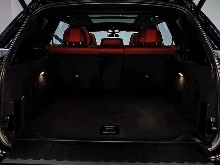 Фото машины 30