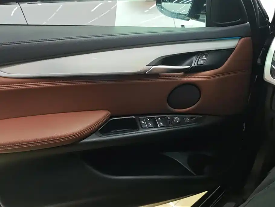 BMW X6 2019 xDrive28i M sports suit