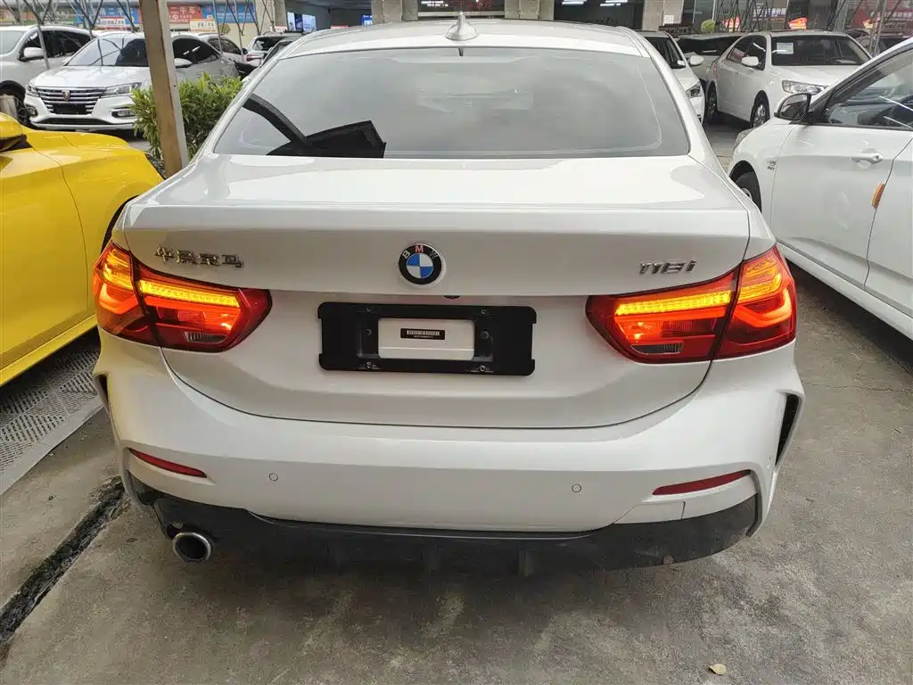 BMW 1 Series 2019 118i M sports suit