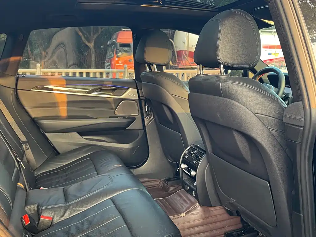 BMW 6 Series GT 2019 630i M sports suit