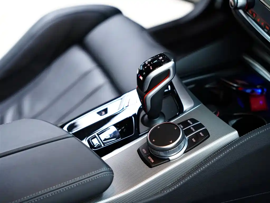 Фото машины 30