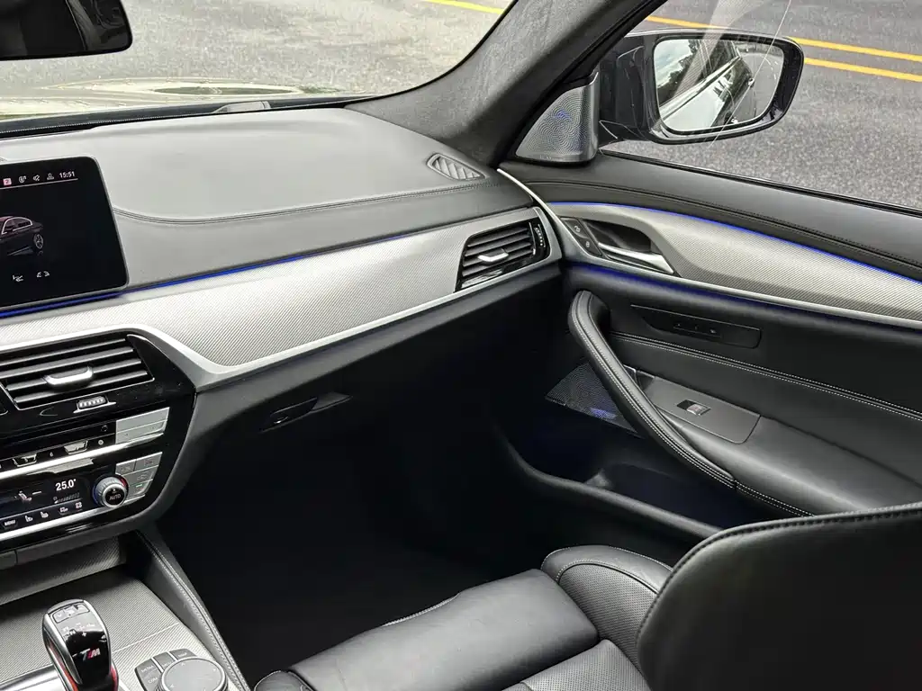 Фото машины 10