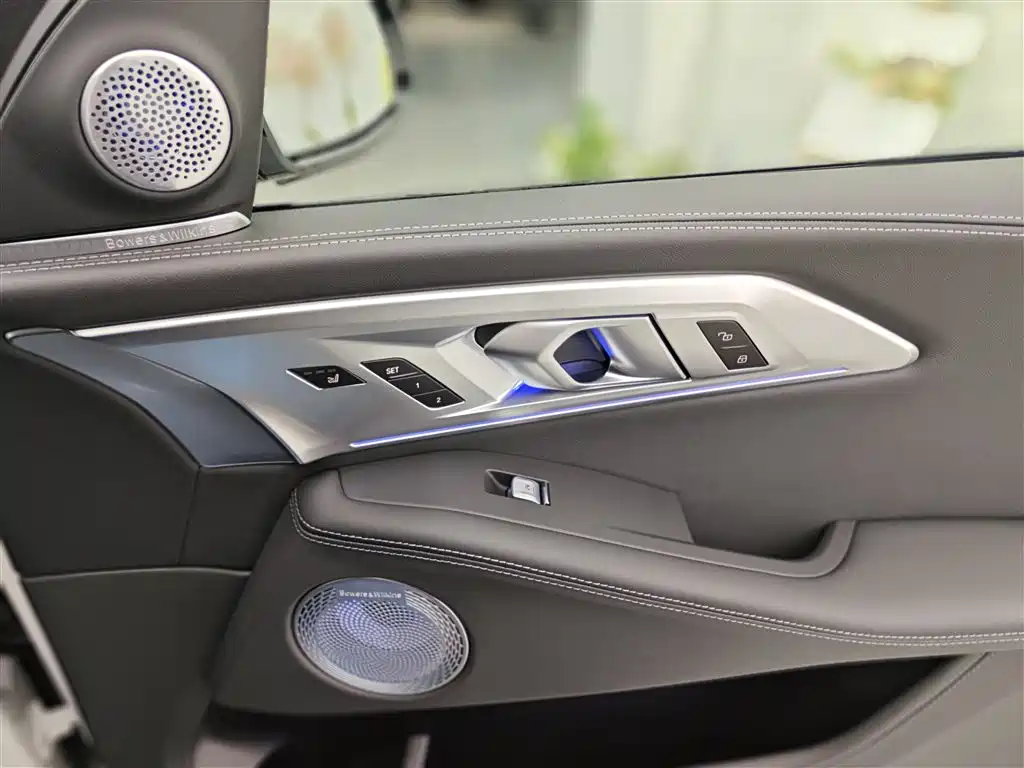 Фото машины 32