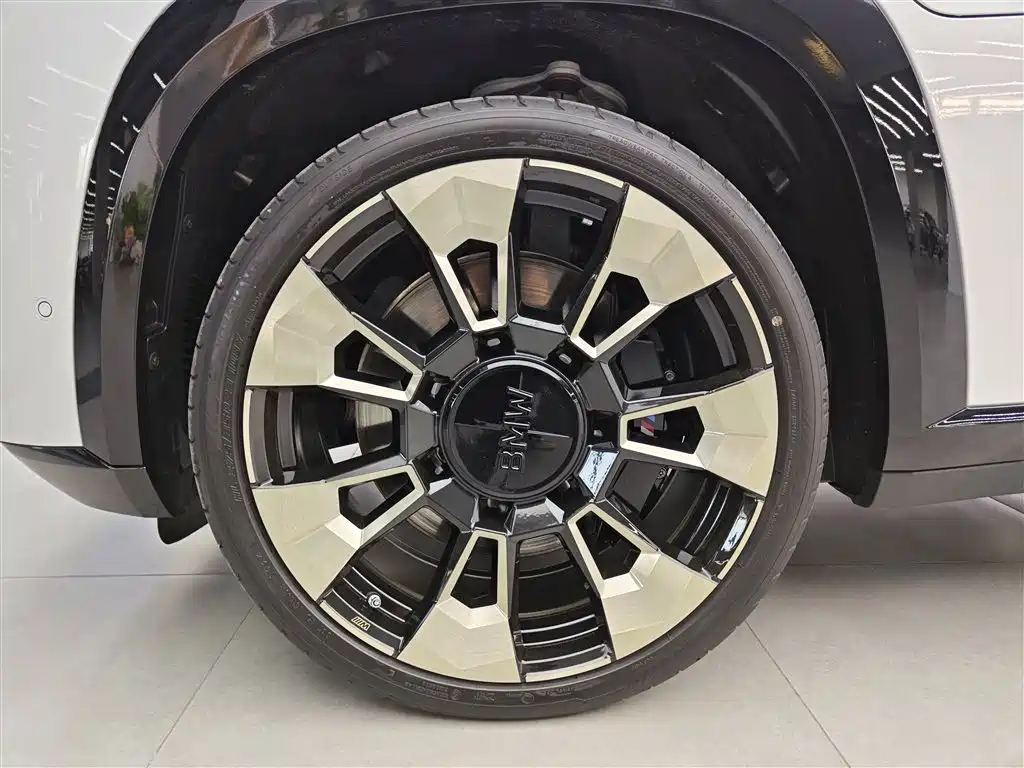 Фото машины 30