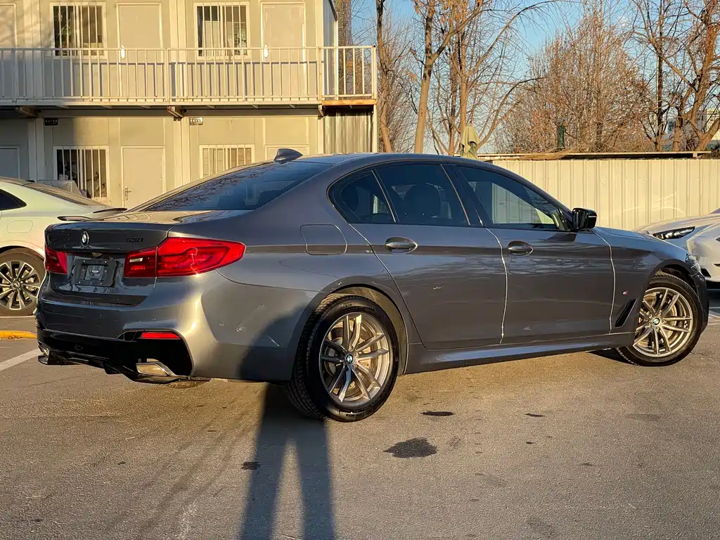 BMW 5 Series (imported) 2020 525i M sports suit