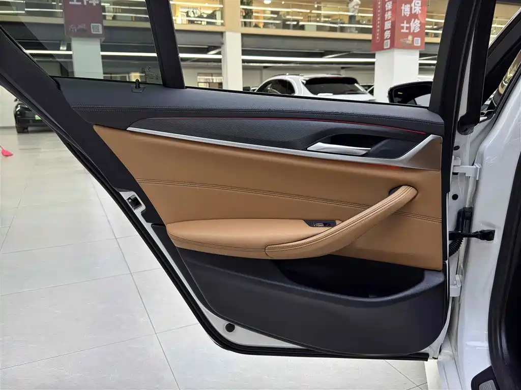 Фото машины 7