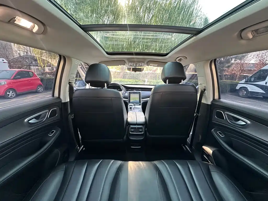 Roewe RX5 MAX 2019 300TGI Automatic 4G Interconnection Deluxe Edition