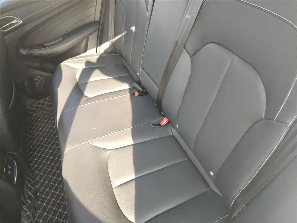 Фото машины 24