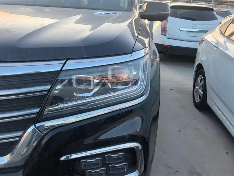 Roewe RX8 2019 30T Smart Networking two-wheel drive super Group Ultimate Edition