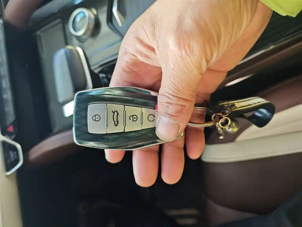 Xingyue L 2021 2.0 TD DCT EVO two-wheel drive Smart Zun type