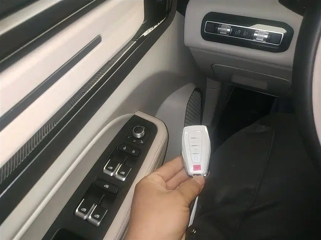 Geely ICON 2023 1.5TD Chocolate Mellow Edition