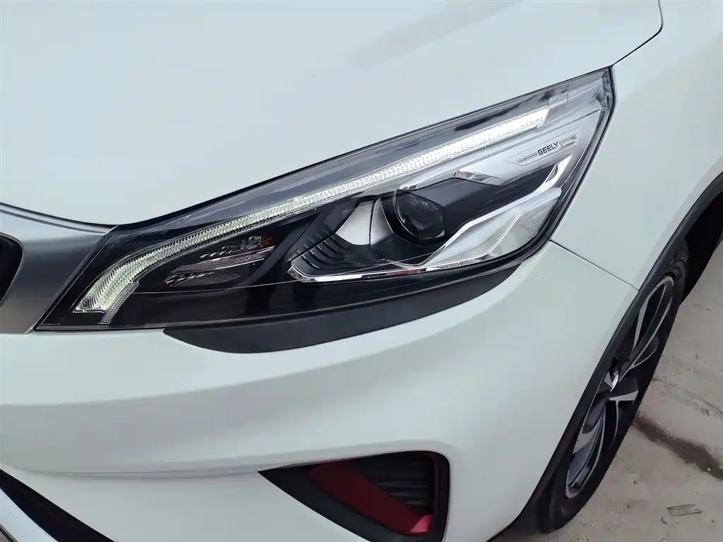 Фото машины 24