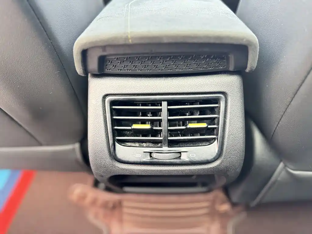 Xingyue S 2021 2.0TD automatic two-wheel drive Lightning version