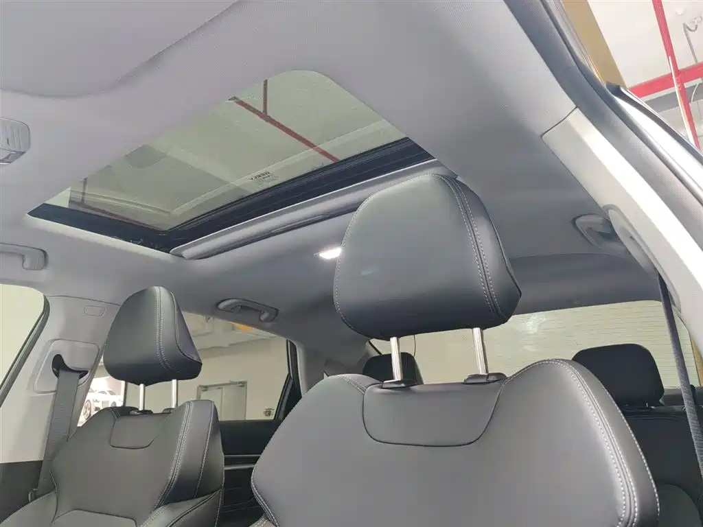 Emgrand 2026 4th generation 4 million Commemorative 1.5L CVT Flying Type