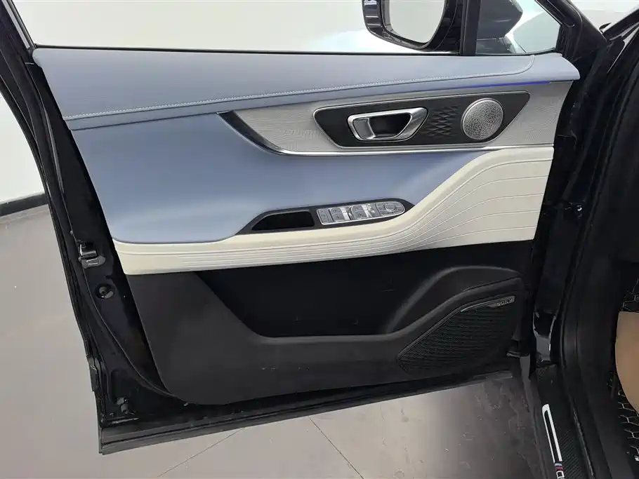 Фото машины 10