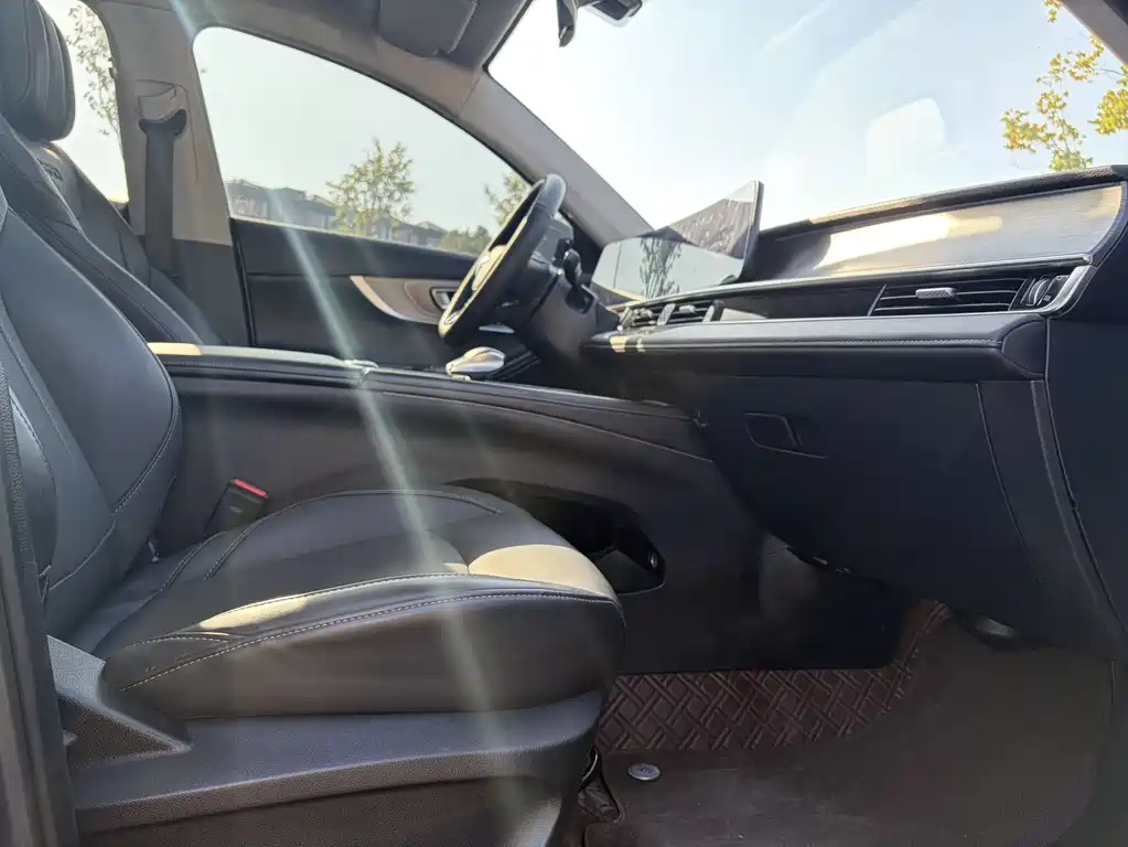 Фото машины 6