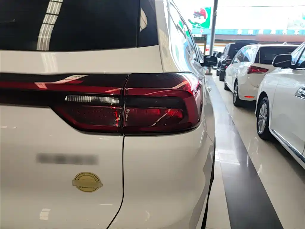 Tiggo 8 2022 model 1.5 TCI Automatic Special Edition 5 seats