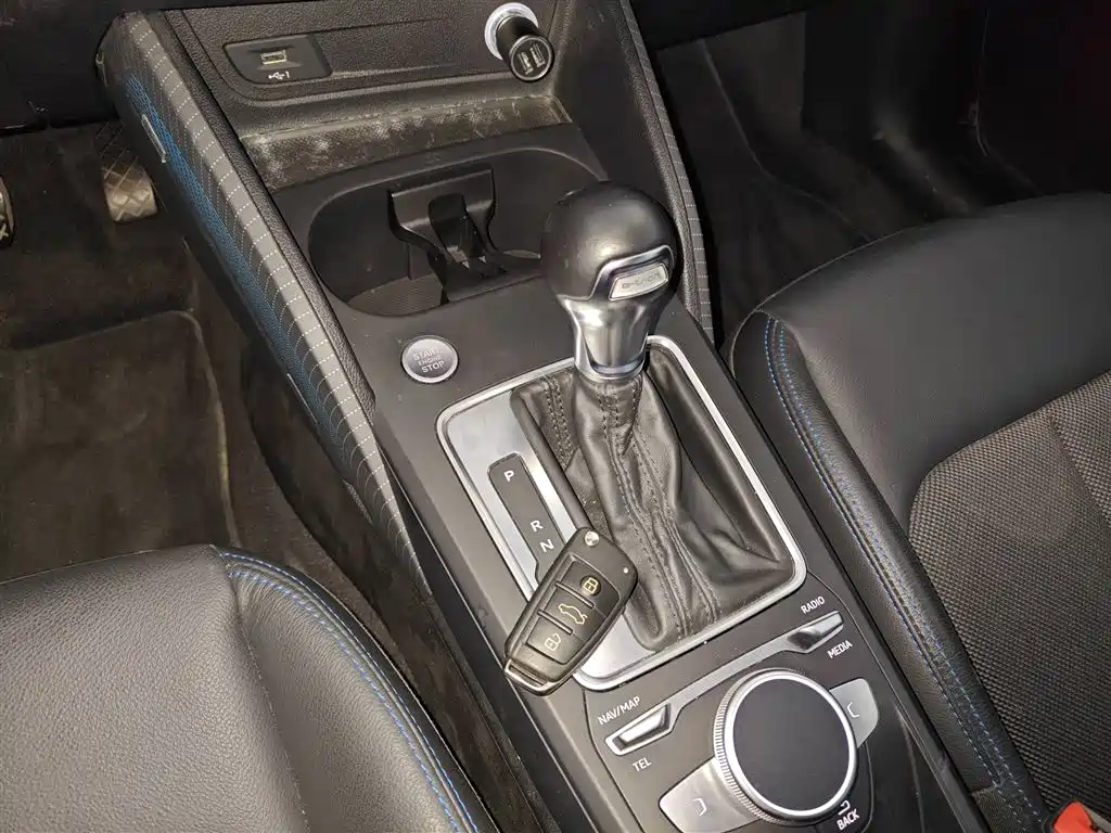 Фото машины 24