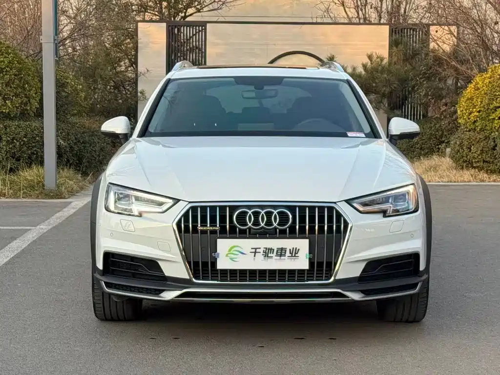 Audi A4 imported 2019 model 45 TFSI allroad quattro fashion type