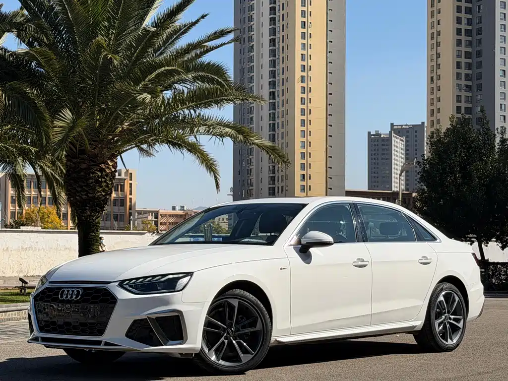 Audi A4L 2023 model 40 TFSI luxury dynamic type