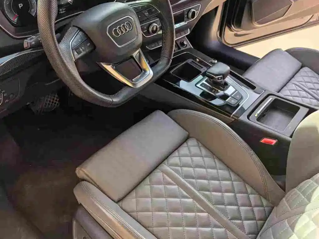 Audi Q5L Sportback 2023 model 40 TFSI luxury