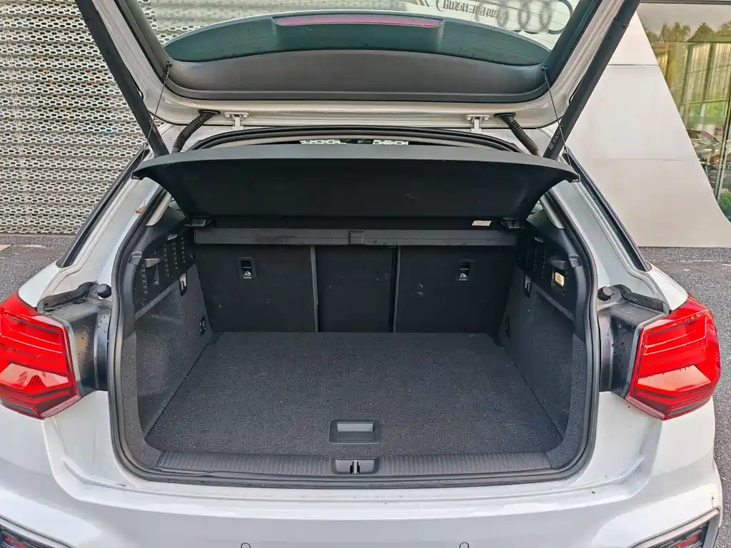 Audi Q2L 2023 model 35TFSI fashionable and elegant