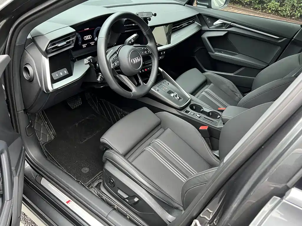 Audi A3 2024 Sportback 35 TFSI fashion Sporty