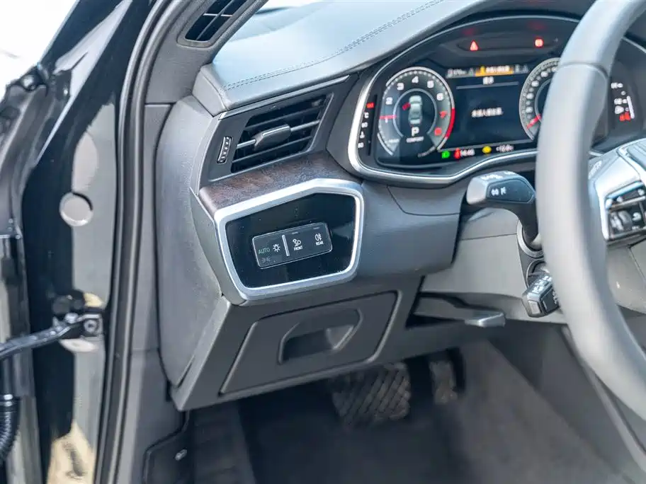 Audi A6L 2024 model 45 TFSI premium dynamic type