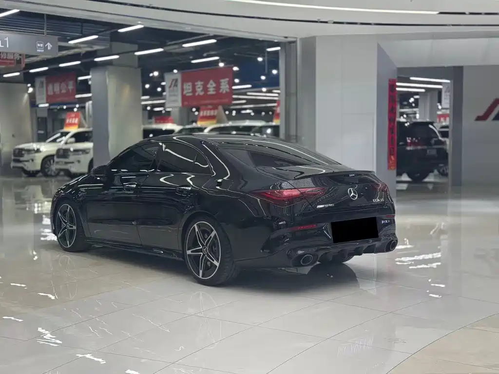 Mercedes-Benz CLA AMG 2025 AMG CLA 35 4MATIC