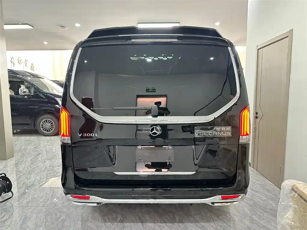 Mercedes-Benz V-class 2024 V 300 L long wheelbase luxury Edition