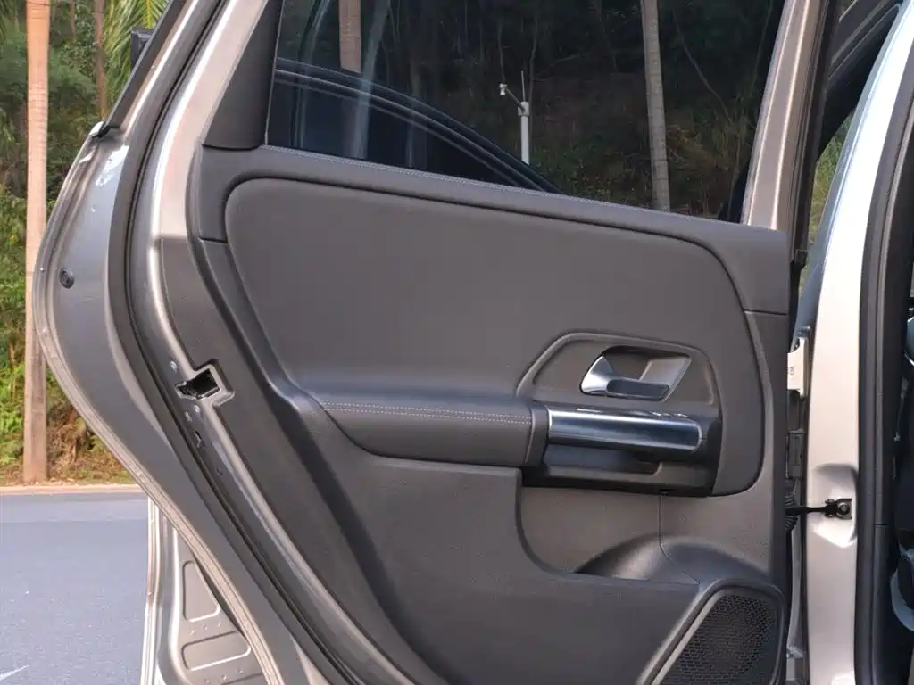 Фото машины 45