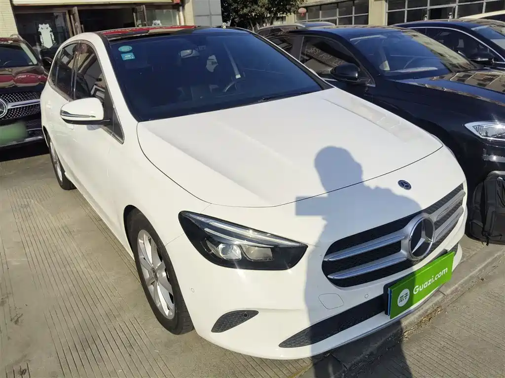 Фото машины 24