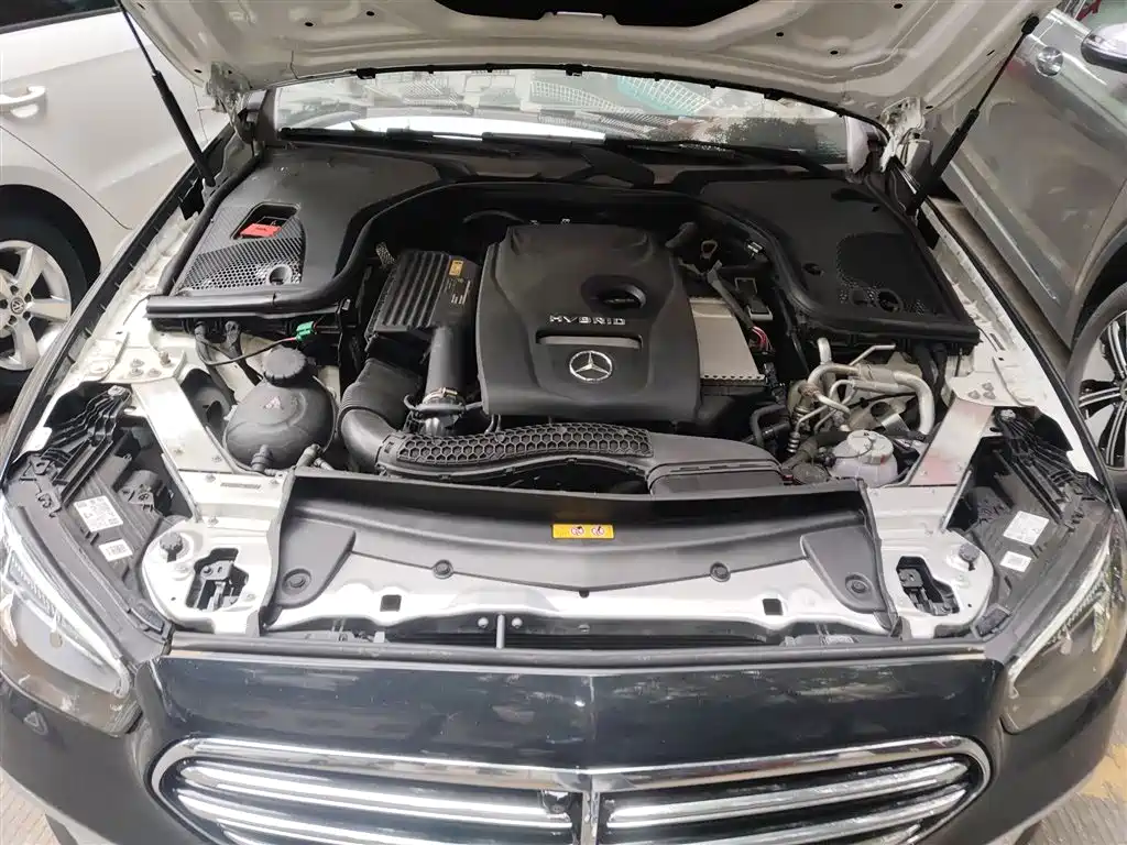 Mercedes-Benz E-class New Energy 2022 facelift Two E 350 e L plug-in hybrid sedan