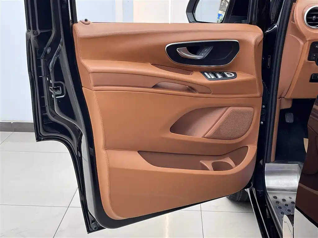 Vito 2020 2.0T Business Edition 7 Seats