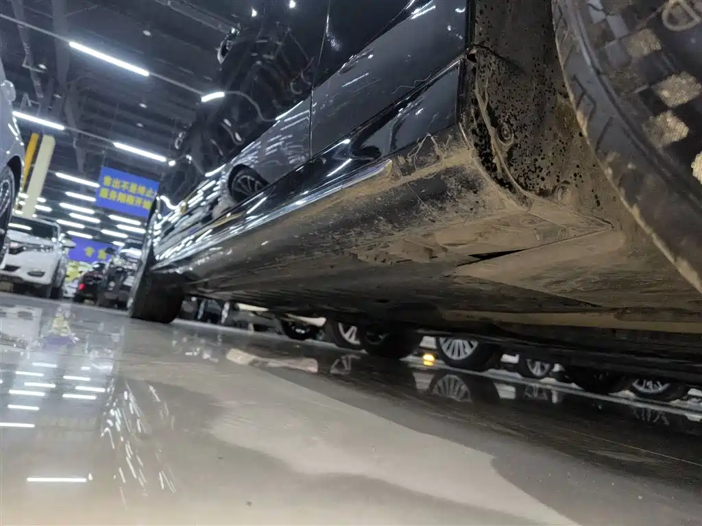 Mercedes-Benz E-Class 2019 E 260 L sports type