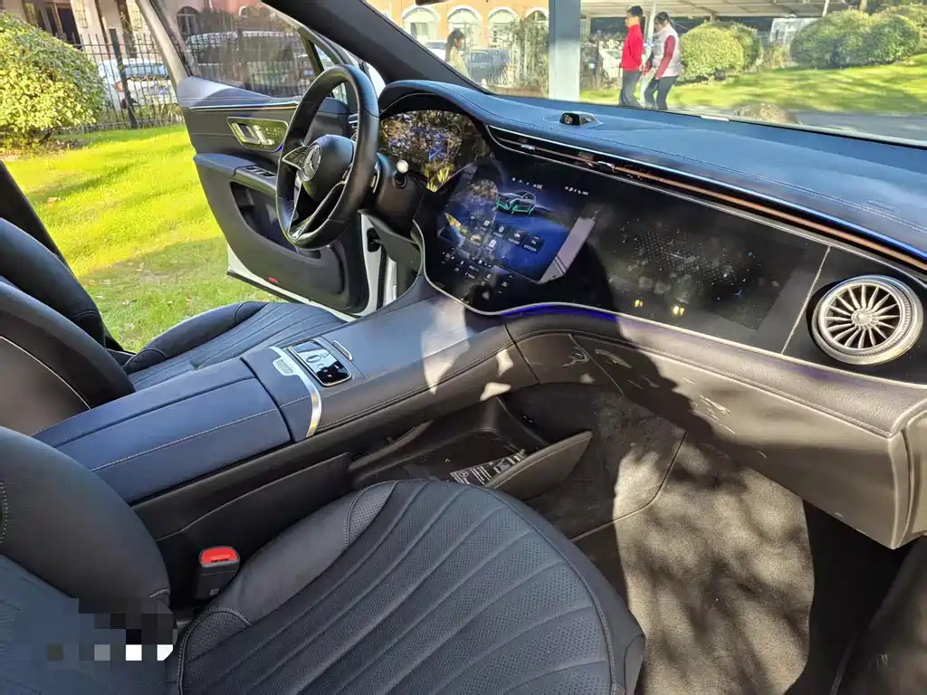 Mercedes-Benz EQS SUV 2023 450 4MATIC Pioneer Edition