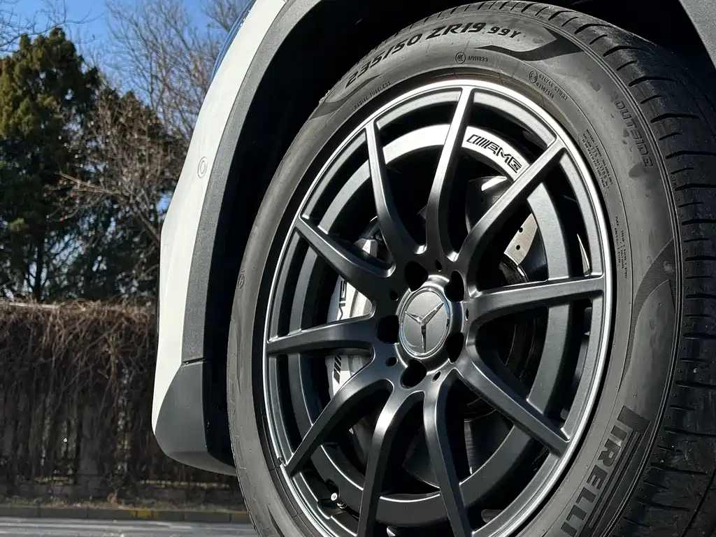 Mercedes-Benz GLA AMG 2022 AMG GLA 35 4MATIC