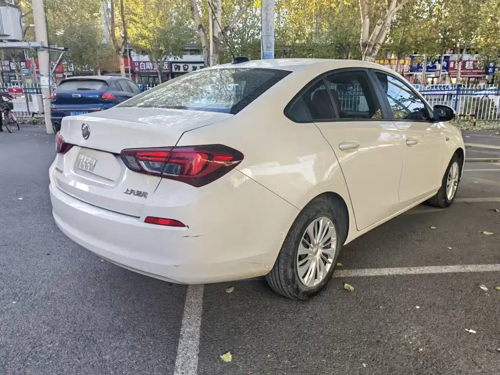 Excelle 2020 15N CVT Luxury