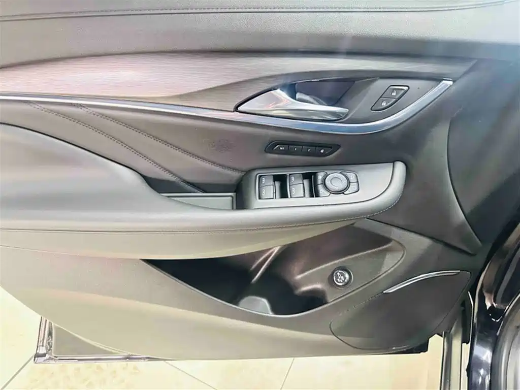 Angkeqi 2022 652T four-wheel drive premium 7-seater