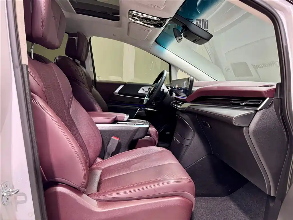 Фото машины 28