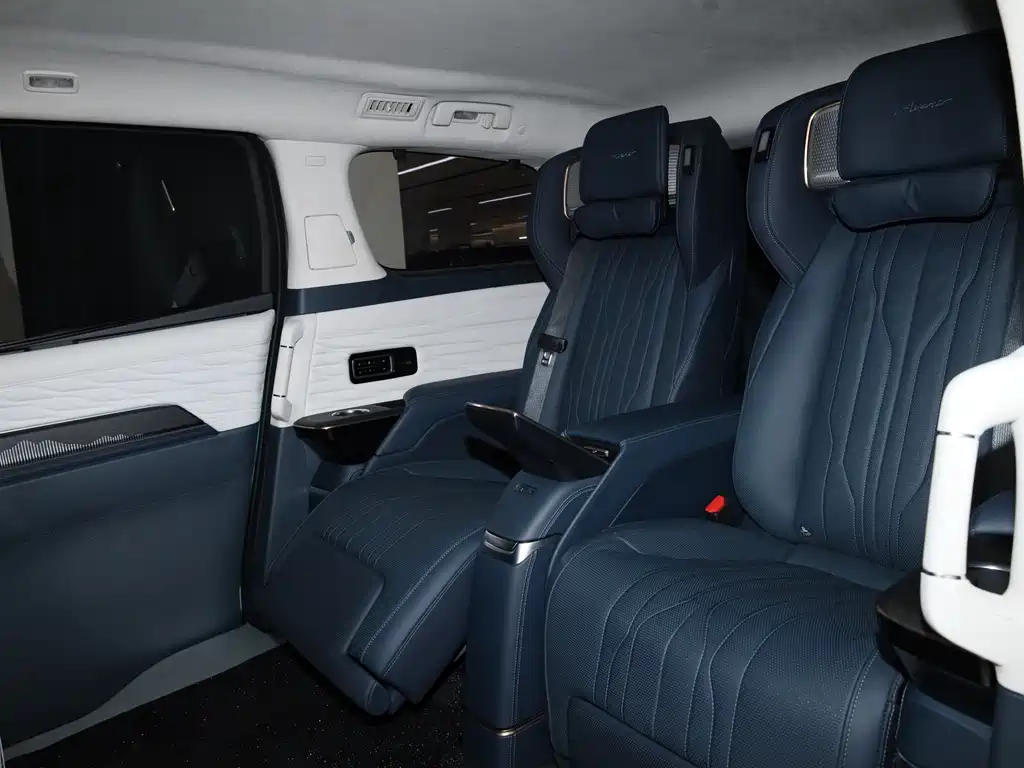 Фото машины 23