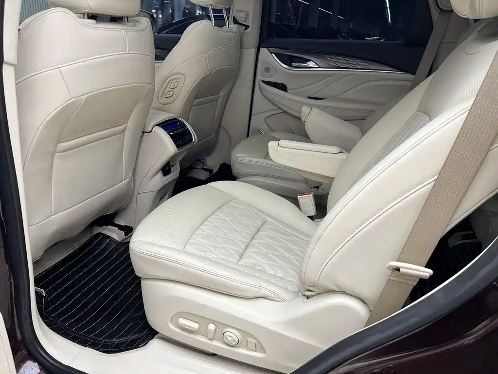 Фото машины 18